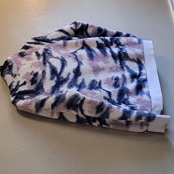 Athleta Girls Sherpa Half Zip Sweater watercolor Soft collared Size: XL/14 - Picture 9 of 16